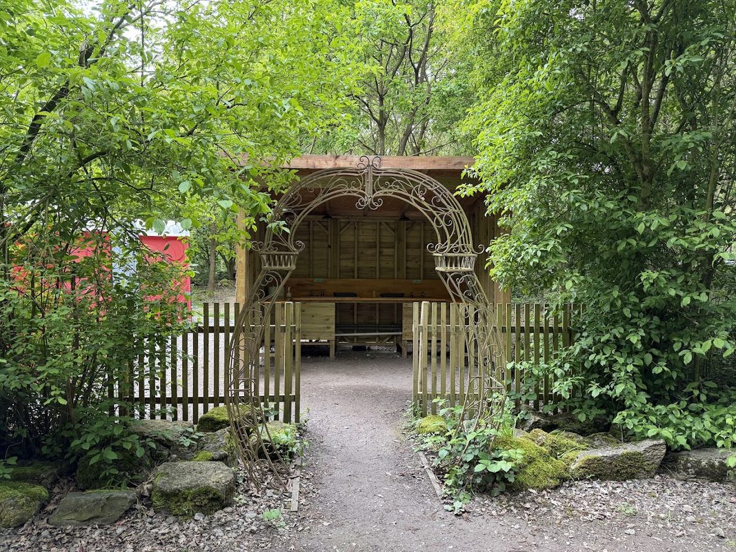Fire & Stars Woodland Camping and Community Sauna — photo 1