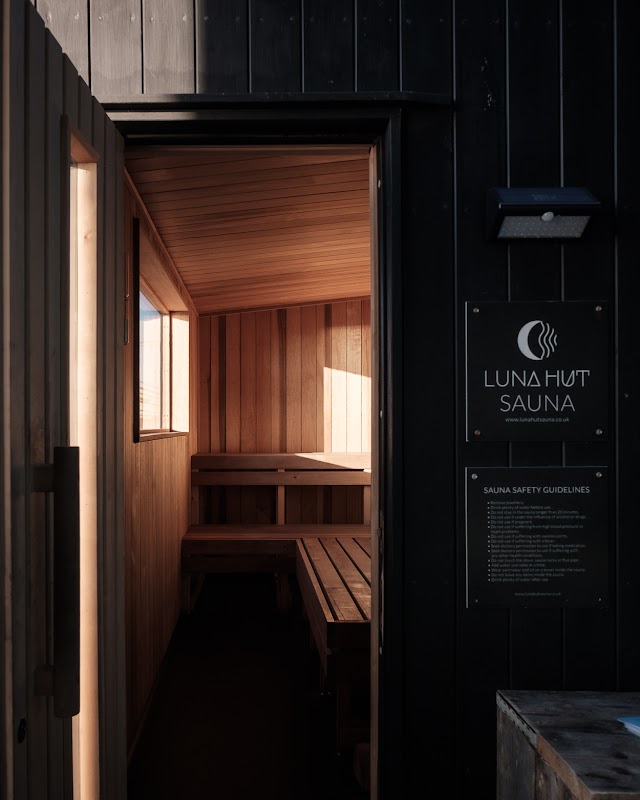 Luna Hut Sauna Worthing — photo 1