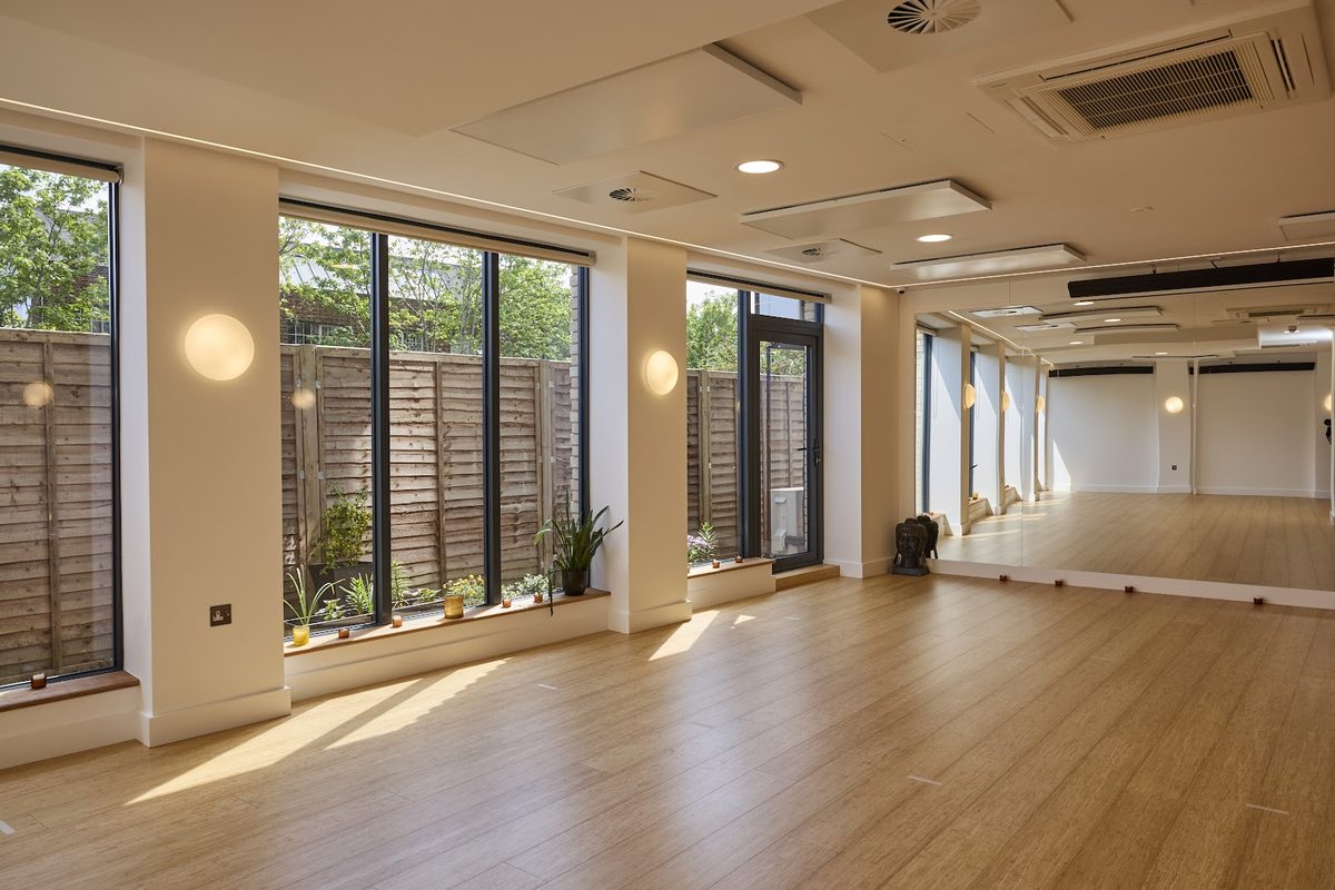Sol Centre Yoga & Sauna — photo 1