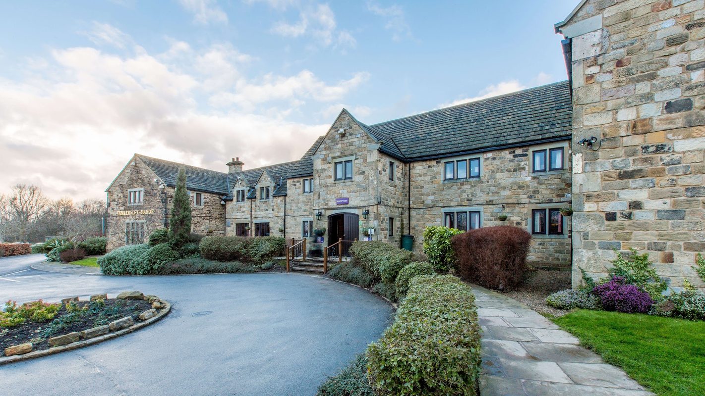 The Spa At Tankersley Manor — photo 1
