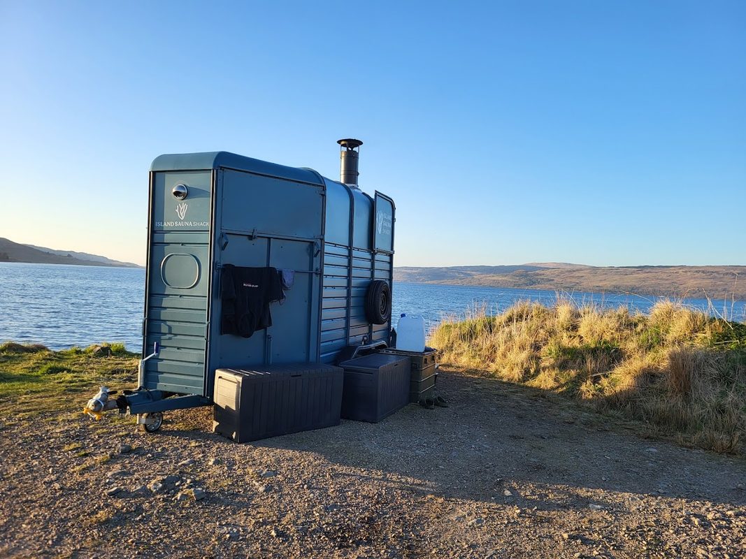 Island sauna shack — photo 2