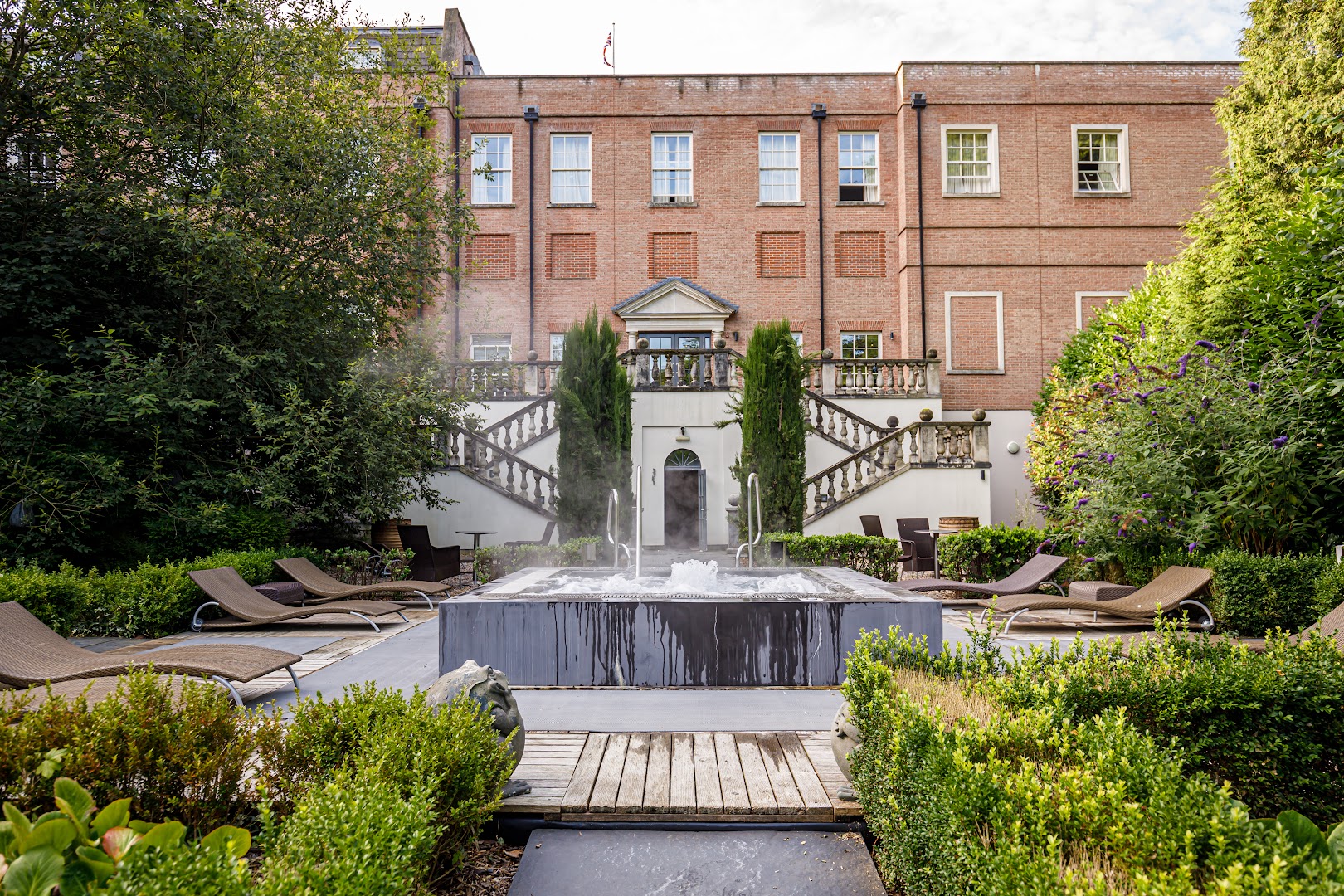 Alexander House & Utopia Spa